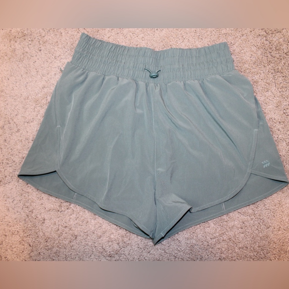 All in Motion Active Light High Rise Shorts